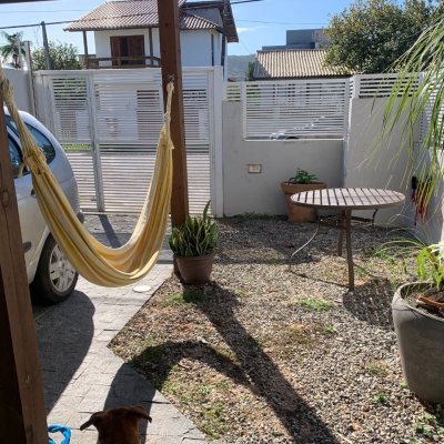 Casa Residencial com 105m², 3 quartos, 1 suíte, 1 garagem, no bairro Campeche em Florianópolis