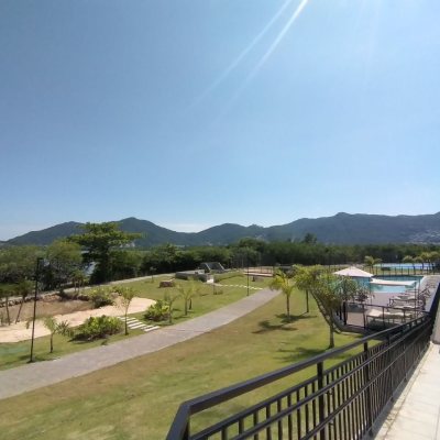 Apartamentos com 162m², 3 quartos, 3 suítes, 4 garagens, no bairro João Paulo em Florianópolis