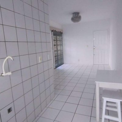 Apartamentos com 53m², 2 quartos, 1 garagem, no bairro Capoeiras em Florianópolis