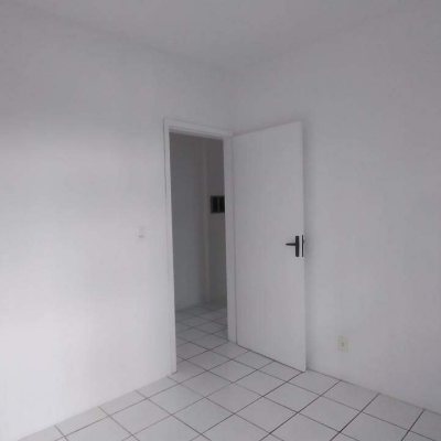 Apartamentos com 53m², 2 quartos, 1 garagem, no bairro Capoeiras em Florianópolis