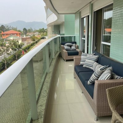 Apartamentos com 128m², 3 quartos, 3 suítes, 2 garagens, no bairro Cachoeira do Bom Jesus em Florianópolis
