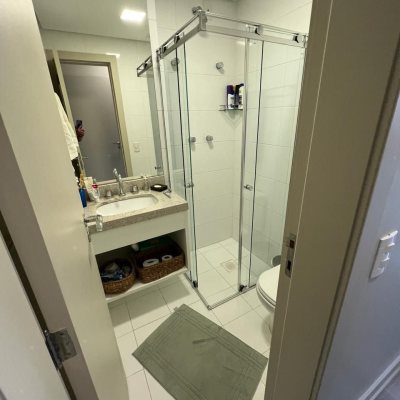 Apartamentos com 128m², 3 quartos, 3 suítes, 2 garagens, no bairro Cachoeira do Bom Jesus em Florianópolis