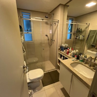 Apartamentos com 128m², 3 quartos, 3 suítes, 2 garagens, no bairro Cachoeira do Bom Jesus em Florianópolis