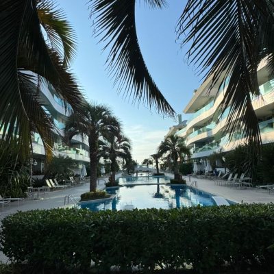 Apartamentos com 128m², 3 quartos, 3 suítes, 2 garagens, no bairro Cachoeira do Bom Jesus em Florianópolis