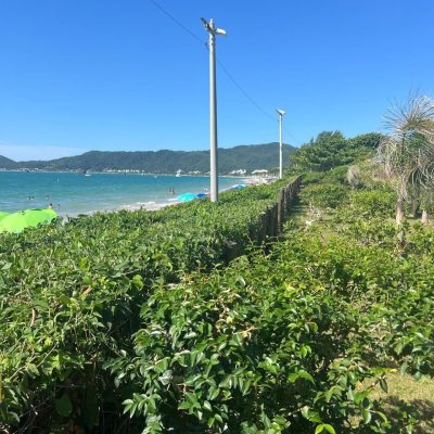 Apartamentos com 128m², 3 quartos, 3 suítes, 2 garagens, no bairro Cachoeira do Bom Jesus em Florianópolis