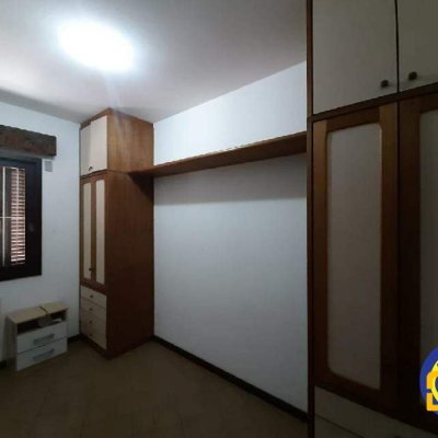 Casa Residencial com 227m², 4 quartos, 1 suíte, 2 garagens, no bairro Lagoa Da Conceição em Florianópolis