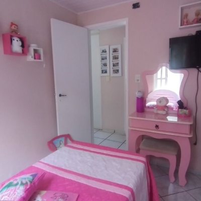 Casa Residencial com 161m², 4 quartos, 2 garagens, no bairro Monte Verde em Florianópolis