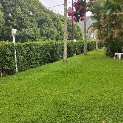 Casa em Condomínio com 73m², 2 quartos, 1 suíte, 1 garagem, no bairro Praia Brava em Florianópolis