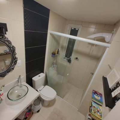 Casa em Condomínio com 73m², 2 quartos, 1 suíte, 1 garagem, no bairro Praia Brava em Florianópolis