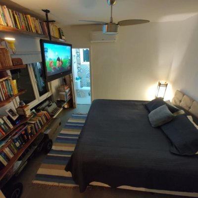 Casa em Condomínio com 73m², 2 quartos, 1 suíte, 1 garagem, no bairro Praia Brava em Florianópolis