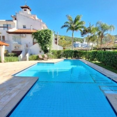 Casa em Condomínio com 73m², 2 quartos, 1 suíte, 1 garagem, no bairro Praia Brava em Florianópolis