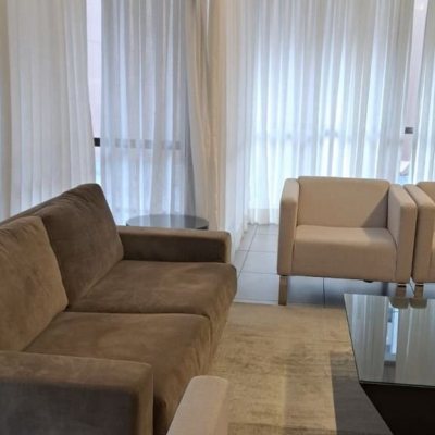 Apartamentos com 128m², 3 quartos, 1 suíte, 2 garagens, no bairro Agronômica em Florianópolis