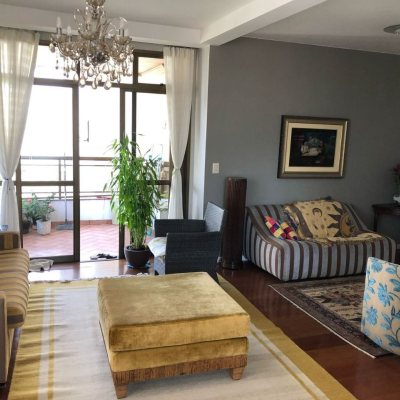 Apartamentos com 128m², 3 quartos, 1 suíte, 2 garagens, no bairro Agronômica em Florianópolis