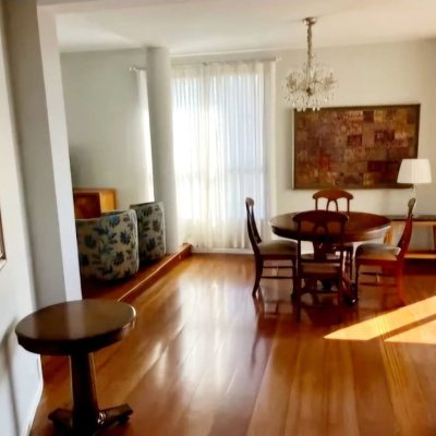 Apartamentos com 128m², 3 quartos, 1 suíte, 2 garagens, no bairro Agronômica em Florianópolis