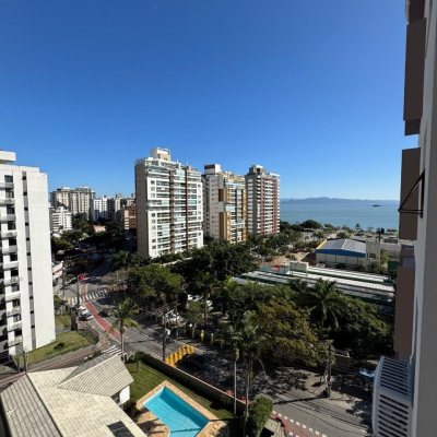 Apartamentos com 128m², 3 quartos, 1 suíte, 2 garagens, no bairro Agronômica em Florianópolis