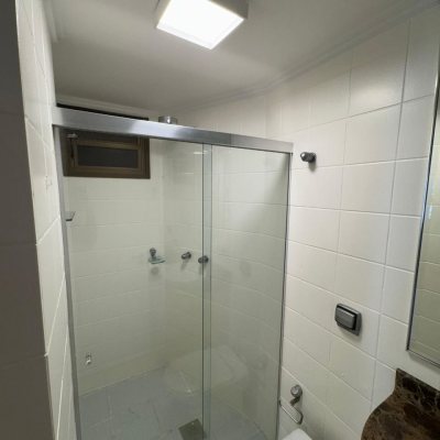 Apartamentos com 128m², 3 quartos, 1 suíte, 2 garagens, no bairro Agronômica em Florianópolis