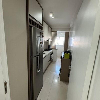 Apartamentos com 67m², 2 quartos, 1 garagem, no bairro Barreiros em São José