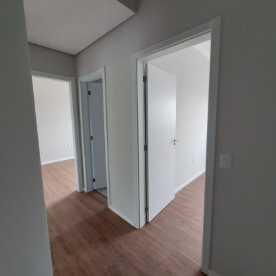 Casa Residencial com 174m², 3 quartos, 1 suíte, 2 garagens, no bairro Ingleses do Rio Vermelho em Florianópolis