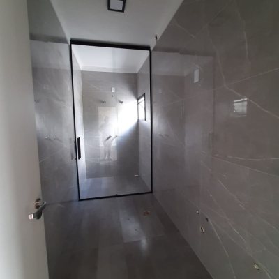 Casa Residencial com 174m², 3 quartos, 1 suíte, 2 garagens, no bairro Ingleses do Rio Vermelho em Florianópolis