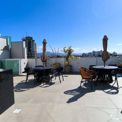 Apartamentos com 85m², 3 quartos, 1 suíte, 1 garagem, no bairro Estreito em Florianópolis