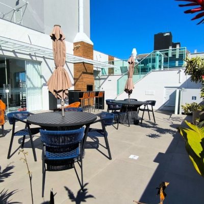 Apartamentos com 85m², 3 quartos, 1 suíte, 1 garagem, no bairro Estreito em Florianópolis