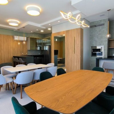 Apartamentos com 85m², 3 quartos, 1 suíte, 1 garagem, no bairro Estreito em Florianópolis