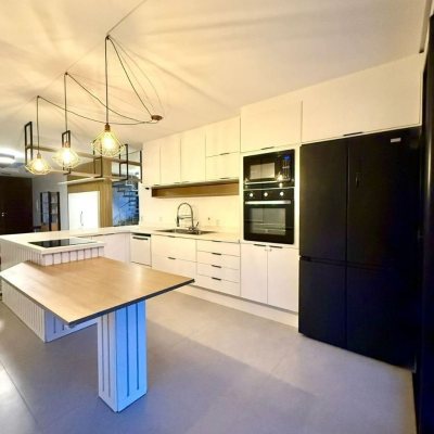 Casa Residencial com 127m², 3 quartos, 1 suíte, 2 garagens, no bairro Cachoeira Do Bom Jesus em Florianópolis