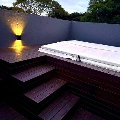 Casa Residencial com 127m², 3 quartos, 1 suíte, 2 garagens, no bairro Cachoeira Do Bom Jesus em Florianópolis