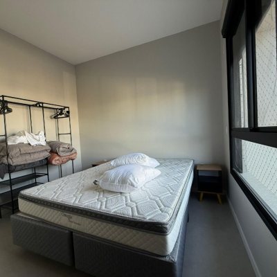 Casa Residencial com 127m², 3 quartos, 1 suíte, 2 garagens, no bairro Cachoeira Do Bom Jesus em Florianópolis