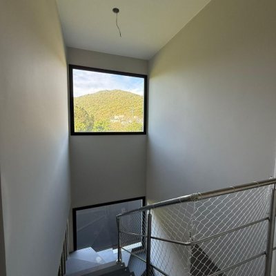Casa Residencial com 127m², 3 quartos, 1 suíte, 2 garagens, no bairro Cachoeira Do Bom Jesus em Florianópolis