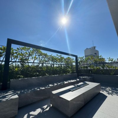 Apartamentos com 107m², 3 quartos, 1 suíte, 2 garagens, no bairro Centro em Florianópolis