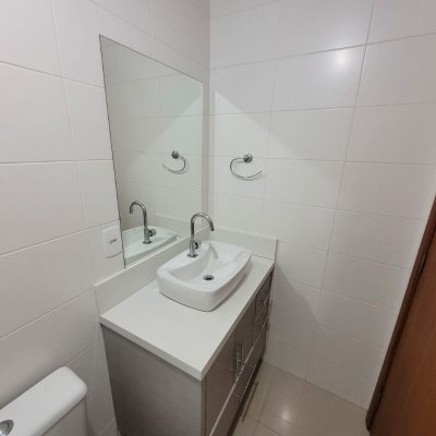 Apartamentos com 61m², 1 quarto, 1 garagem, no bairro Fazenda Santo Antônio em São José