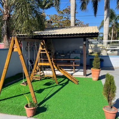 Pousada com 320m², 6 quartos, 6 suítes, 6 garagens, no bairro Rio Vermelho em Florianópolis