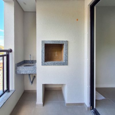 Apartamentos com 74m², 2 quartos, 1 suíte, 1 garagem, no bairro Saco Grande em Florianópolis