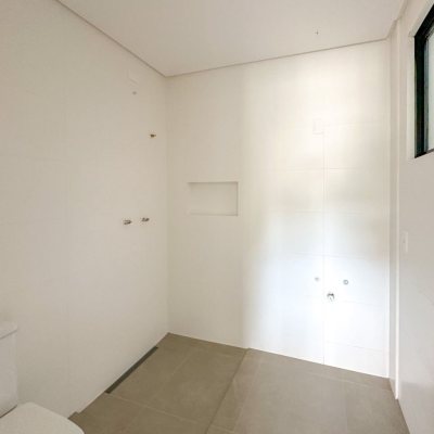 Apartamentos com 74m², 2 quartos, 1 suíte, 1 garagem, no bairro Saco Grande em Florianópolis