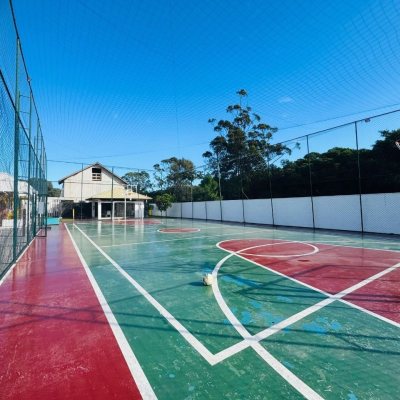 Casa em Condomínio com 95m², 3 quartos, 1 suíte, 2 garagens, no bairro Morro das Pedras em Florianópolis