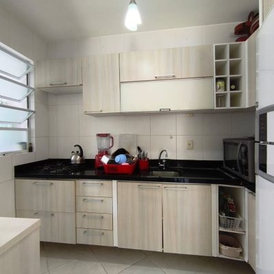 Apartamentos com 71m², 2 quartos, 1 suíte, 1 garagem, no bairro Itacorubi em Florianópolis