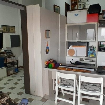 Casa Residencial com 264m², 6 quartos, 1 suíte, 4 garagens, no bairro Centro em Florianópolis