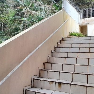 Casa Residencial com 264m², 6 quartos, 1 suíte, 4 garagens, no bairro Centro em Florianópolis