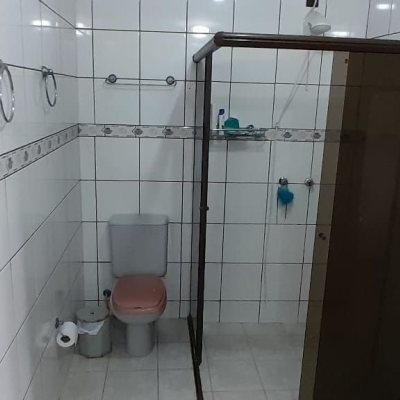 Casa Residencial com 264m², 6 quartos, 1 suíte, 4 garagens, no bairro Centro em Florianópolis