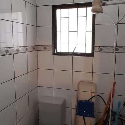 Casa Residencial com 264m², 6 quartos, 1 suíte, 4 garagens, no bairro Centro em Florianópolis