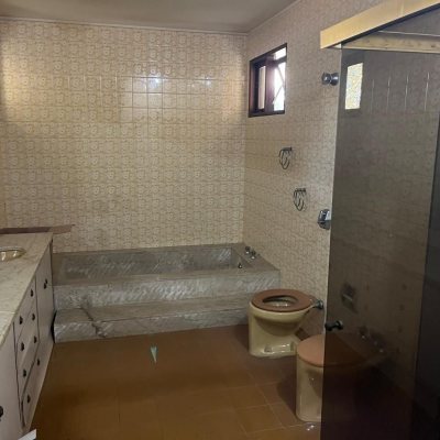 Casa Residencial com 740m², 5 quartos, 5 suítes, 5 garagens, no bairro Itoupava Seca em Blumenau