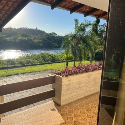 Casa Residencial com 740m², 5 quartos, 5 suítes, 5 garagens, no bairro Itoupava Seca em Blumenau