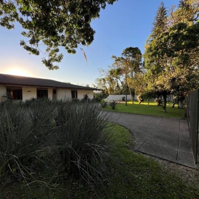 Casa Residencial com 740m², 5 quartos, 5 suítes, 5 garagens, no bairro Itoupava Seca em Blumenau