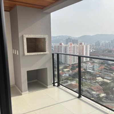 Apartamentos com 86m², 2 quartos, 1 suíte, 2 garagens, no bairro Barreiros em São José