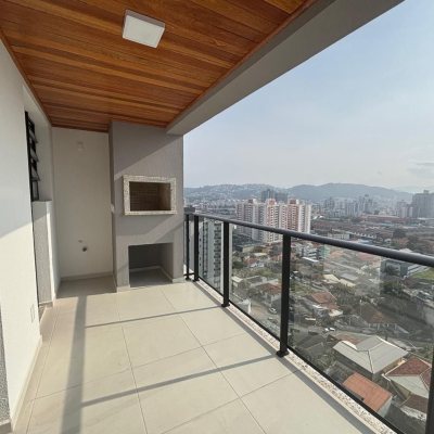Apartamentos com 86m², 2 quartos, 1 suíte, 2 garagens, no bairro Barreiros em São José