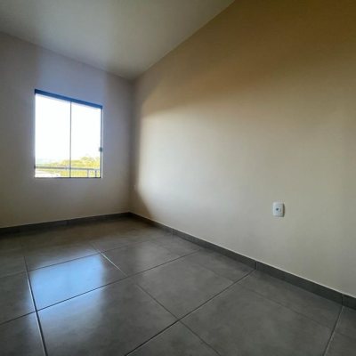 Casa Residencial com 200m², 4 quartos, 1 suíte, 2 garagens, no bairro Pântano do Sul em Florianópolis