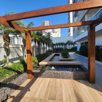 Studio Residencial com 54m², 1 quarto, 1 garagem, no bairro Centro em Florianópolis