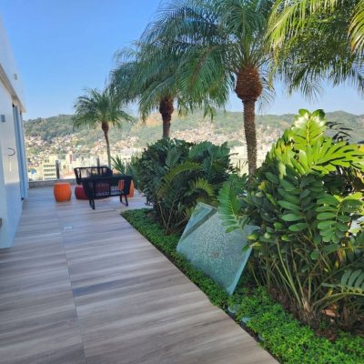 Studio Residencial com 54m², 1 quarto, 1 garagem, no bairro Centro em Florianópolis