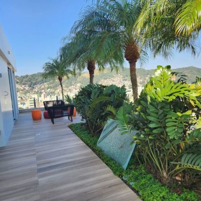 Studio Residencial com 54m², 1 quarto, 1 garagem, no bairro Centro em Florianópolis